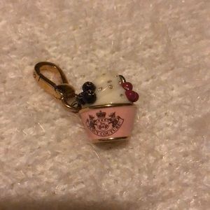 Cupcake/Icecream Juicy Charm